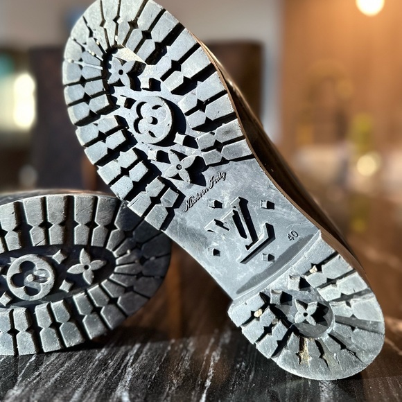 Louis Vuitton Monogram Splash High Rubber Rain Boots - Picture 4 of 5